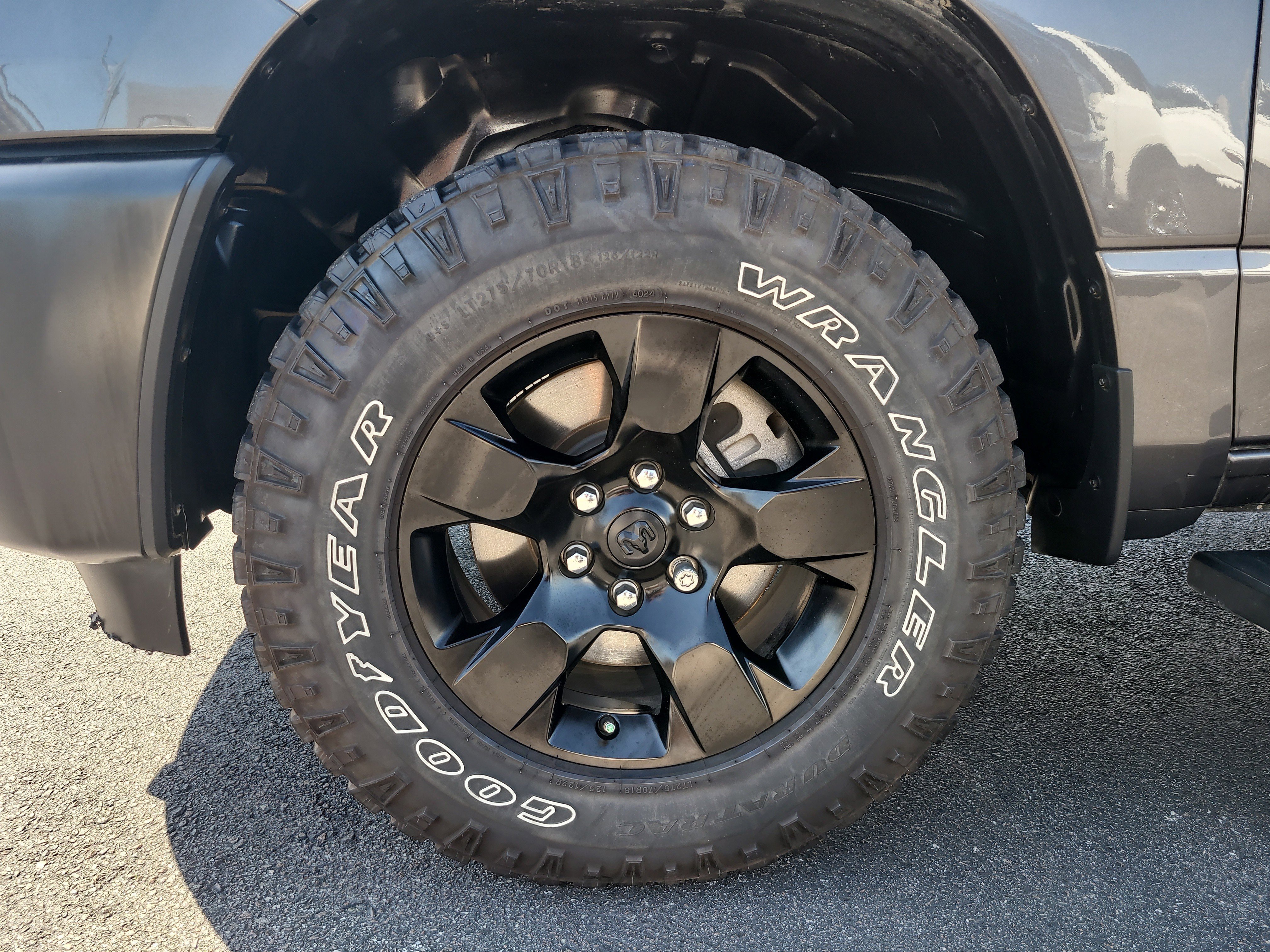 Used 2025 RAM 1500 Warlock AWD/4WD image 10