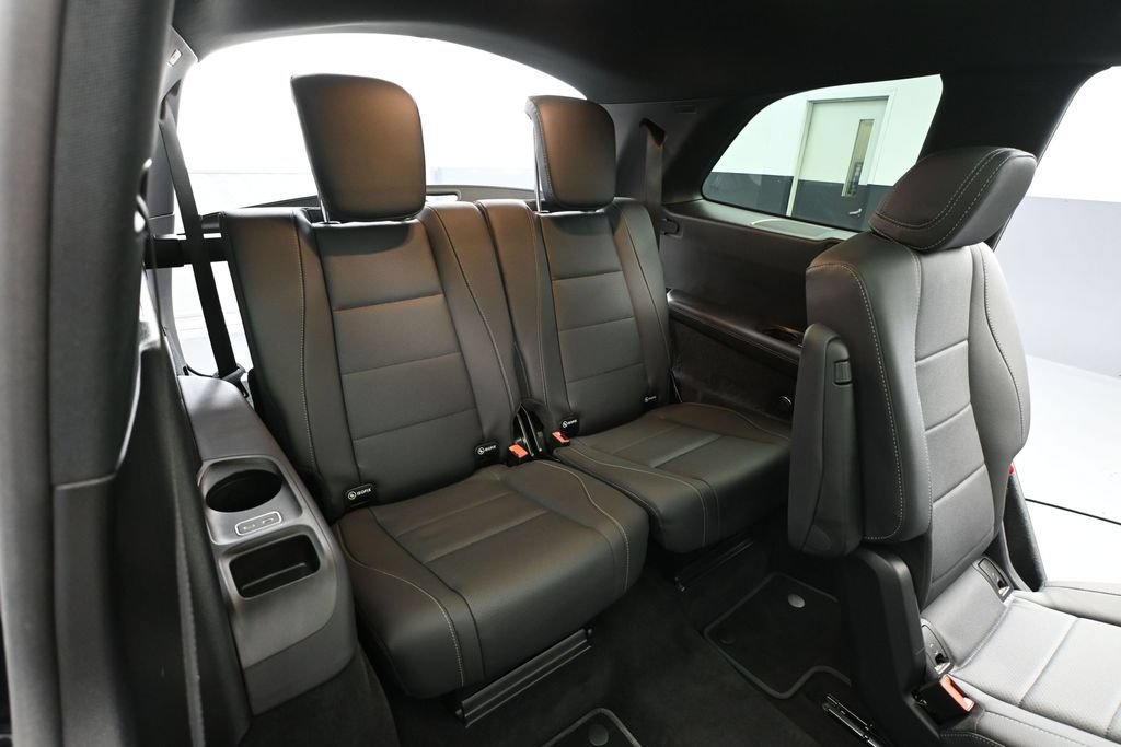 Used 2026 Mercedes-Benz GLS 450 4MATIC image 40