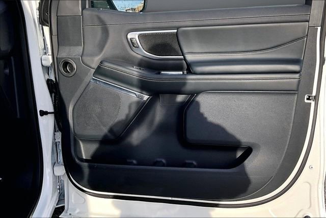 Used 2025 Ford Expedition Max Platinum w/ Stealth Performance Package image 28