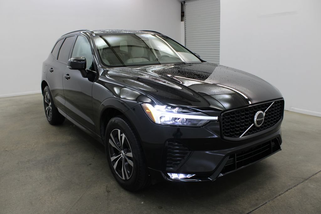 Used 2024 Volvo XC60 B5 Core AWD/4WD image 6