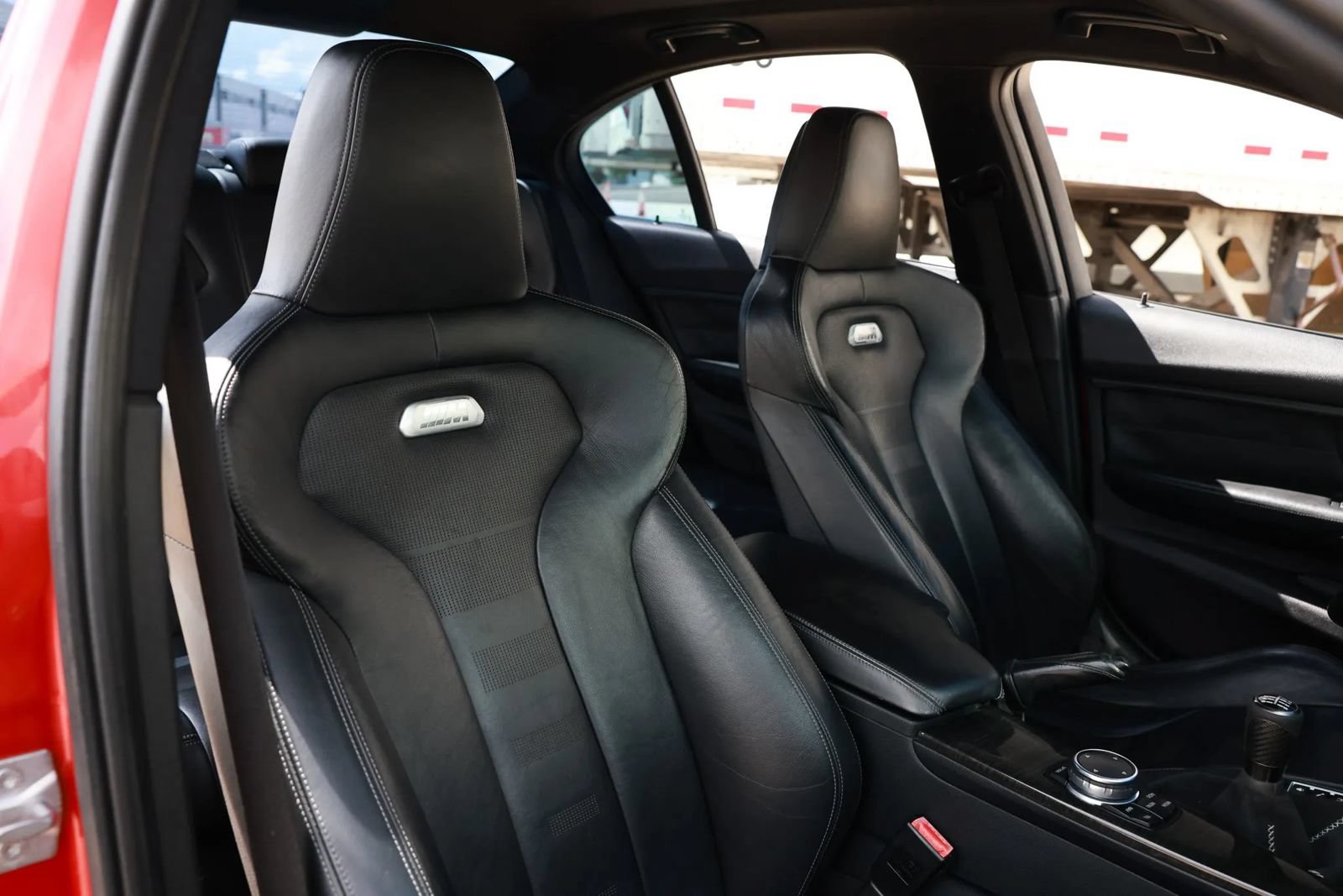 Used 2015 BMW M3 RWD image 25