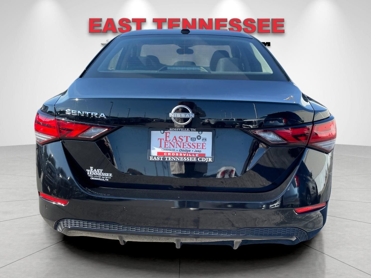 Used 2025 Nissan Sentra SV image 4
