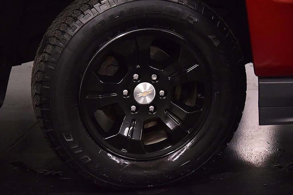 Used 2018 Chevrolet Silverado 1500 LT w/ All Star Edition image 11