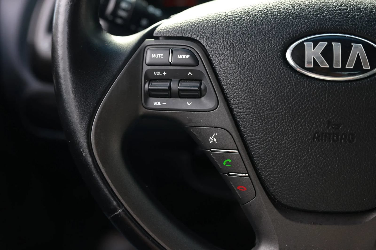 Used 2016 Kia Forte Koup EX w/ EX Premium Package FWD image 28