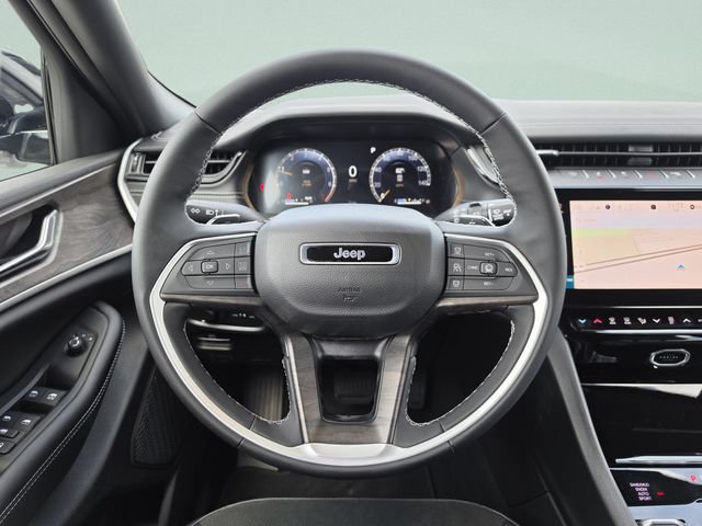 New 2027 Jeep Grand Cherokee Altitude AWD/4WD image 19