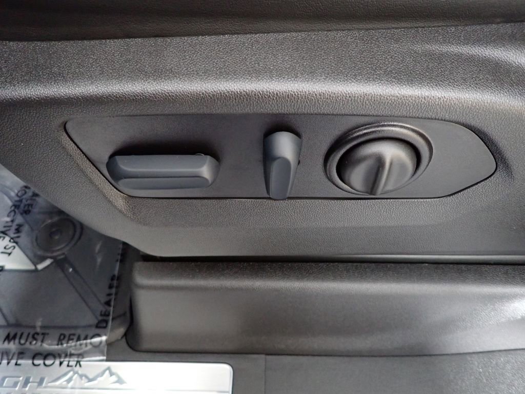 Used 2022 Chevrolet Silverado 1500 High Country w/ LPO, Dark Essentials Package image 28