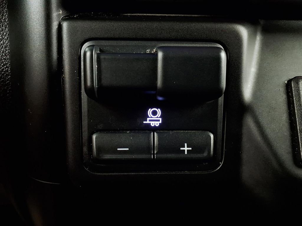 Used 2020 Chevrolet Silverado 1500 LT w/ Texas Edition AWD/4WD image 21
