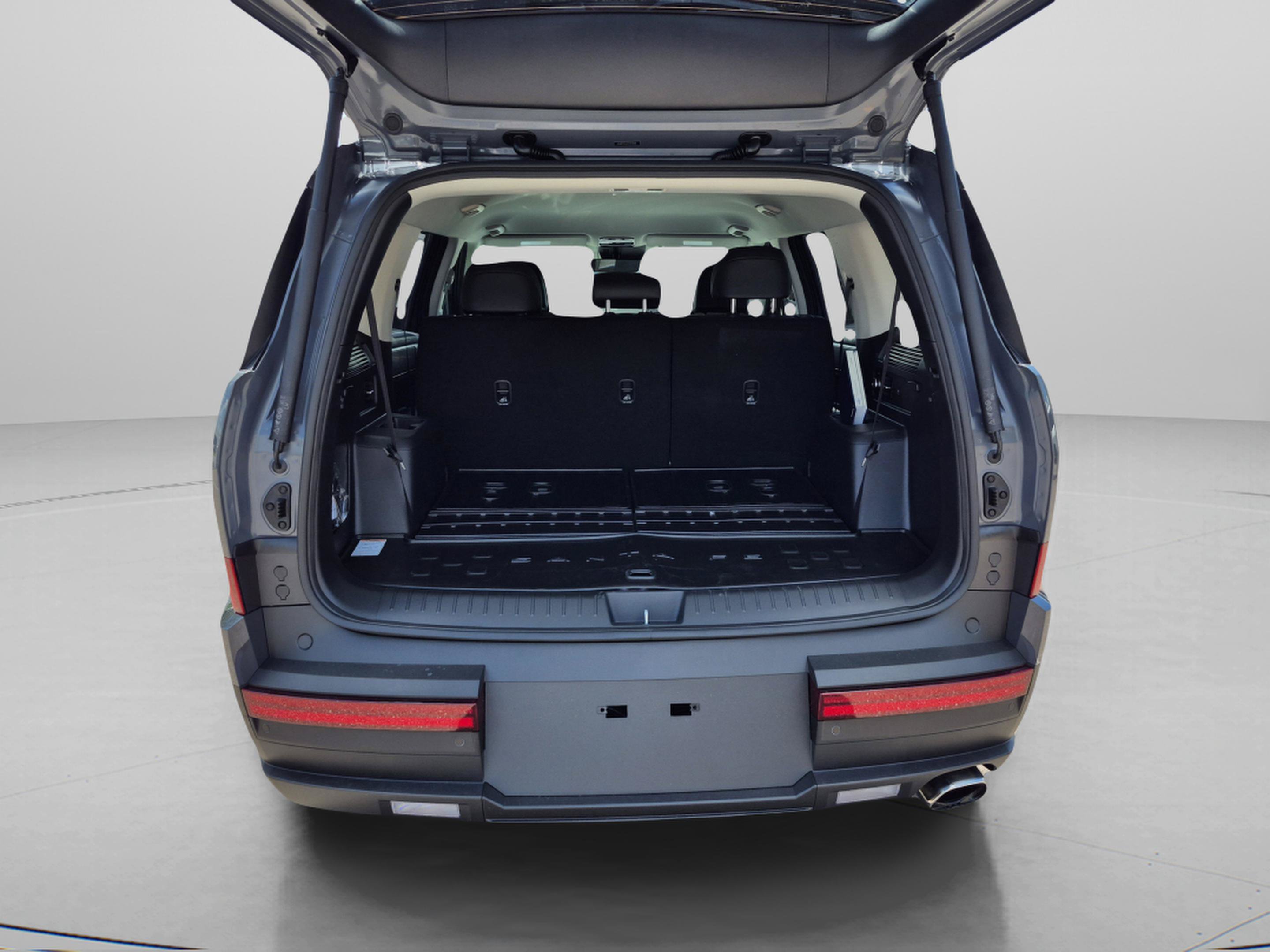 New 2026 Hyundai Santa Fe SEL FWD image 9