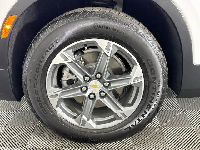Used 2026 Chevrolet Blazer LT FWD image 39