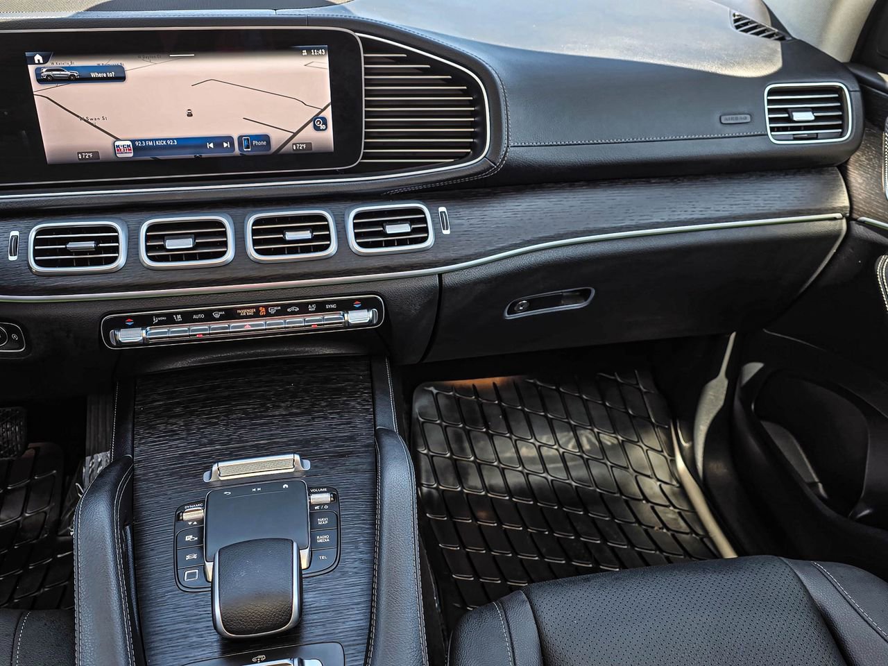 New 2026 Mercedes-Benz GLS 450 4MATIC image 21
