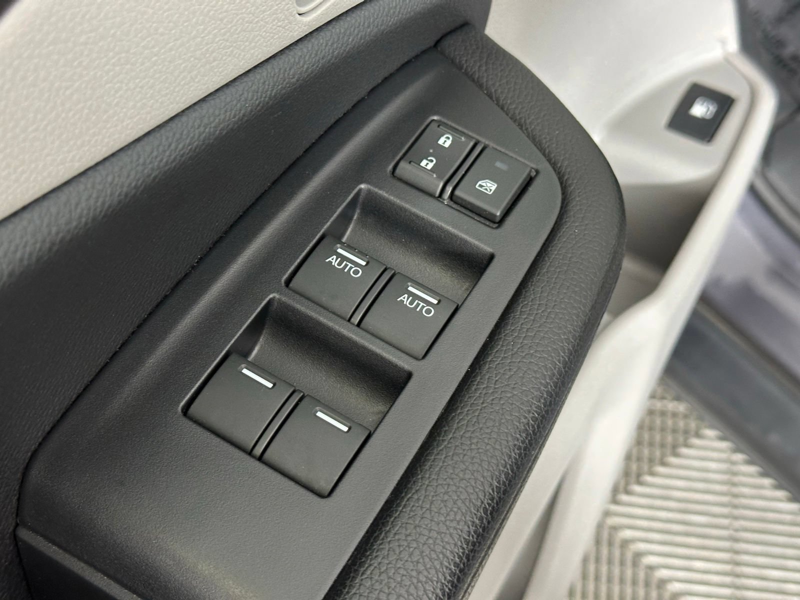 Used 2019 Honda Pilot EX image 30