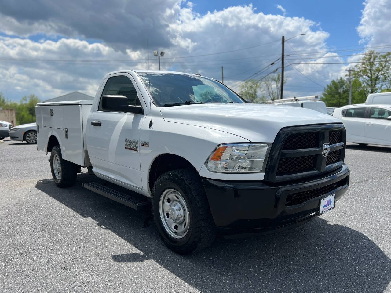 Used 2017 RAM 2500 Tradesman w/ Power & Remote Entry Group RWD image 2