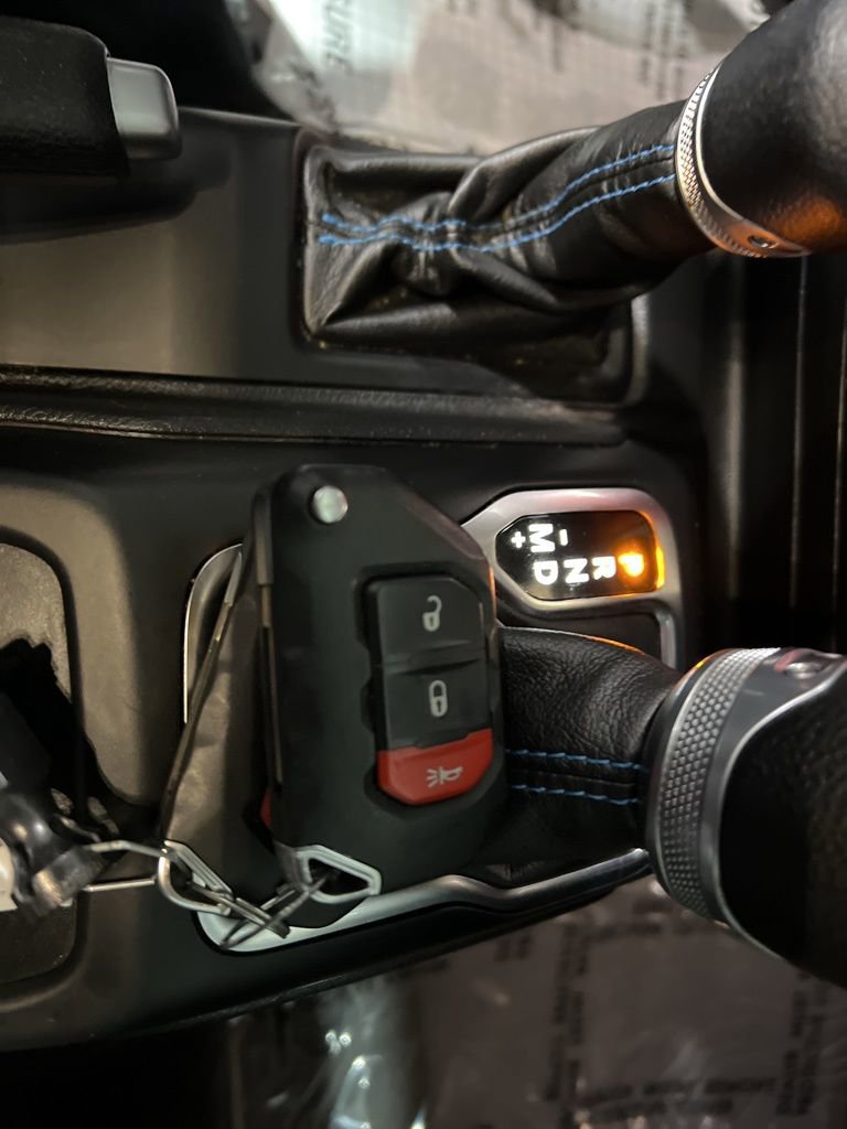 Used 2022 Jeep Wrangler Unlimited Rubicon 4xe image 21