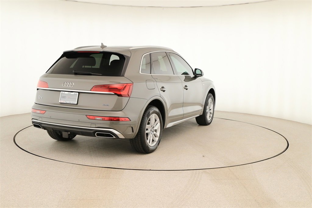 Certified 2023 Audi Q5 2.0T Premium w/ Convenience Package image 6