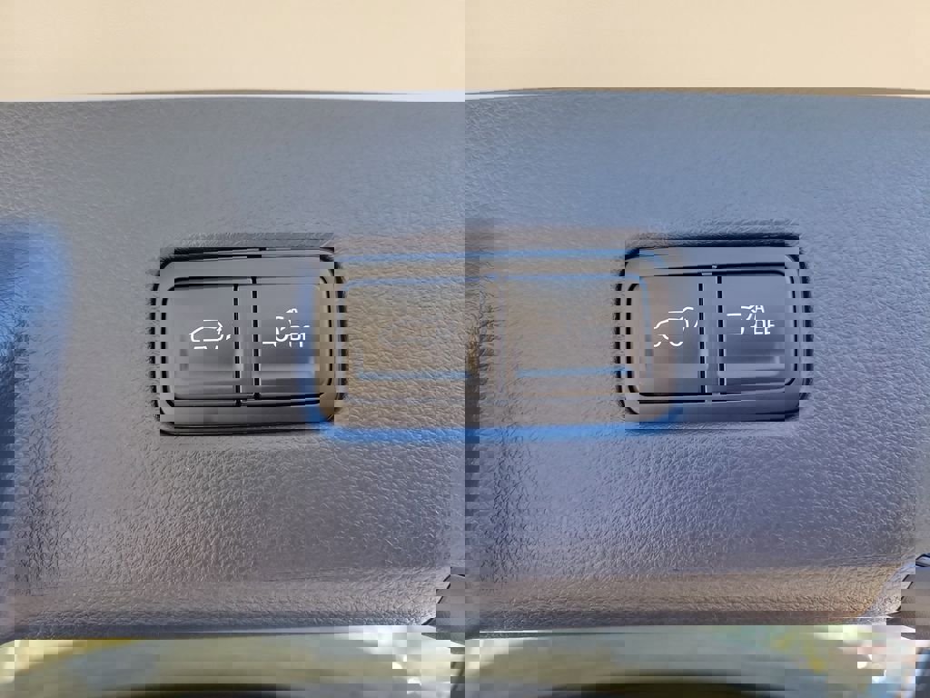 New 2026 Kia Carnival EX FWD image 15