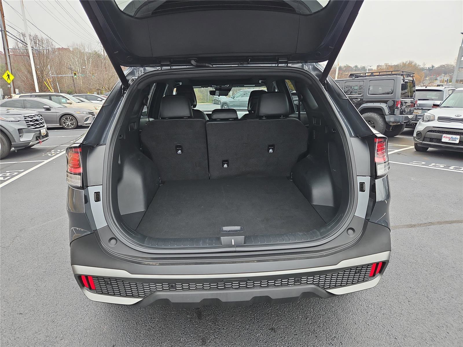 Certified 2024 Kia Sportage X-Pro image 5