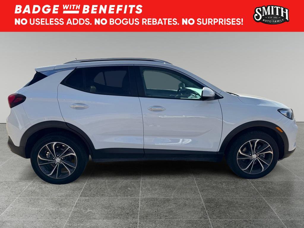 Used 2021 Buick Encore GX Select image 3