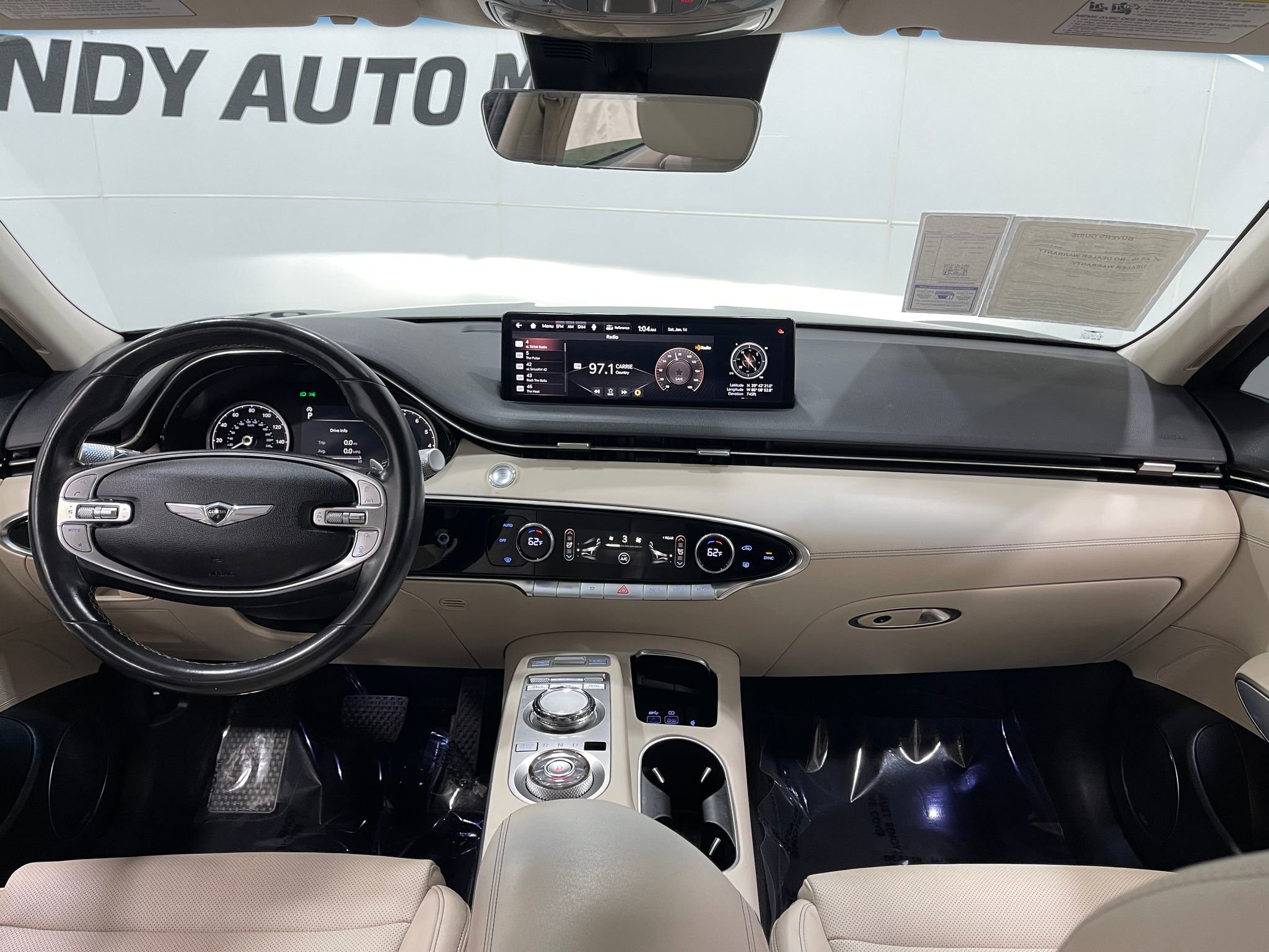Used 2022 Genesis GV70 2.5T w/ Select Package image 18