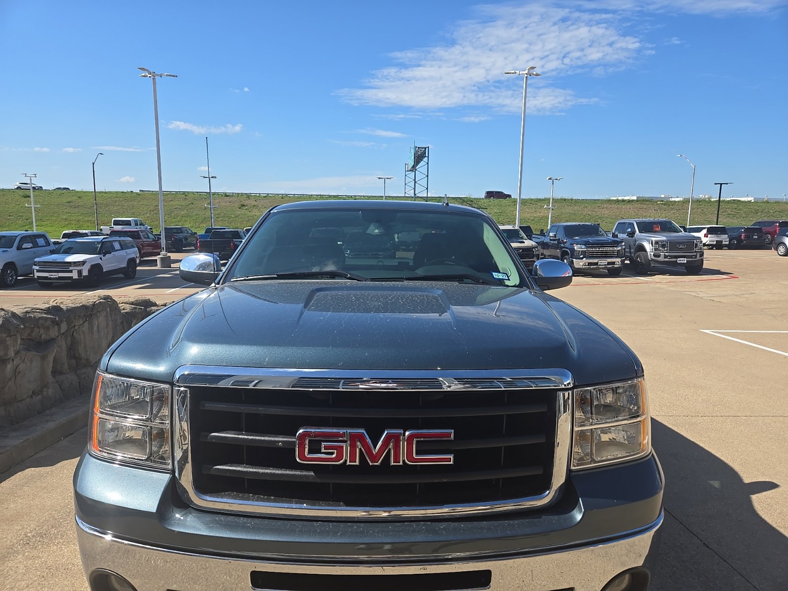 Used 2011 GMC Sierra 1500 SLE w/ Texas Edition RWD image 2