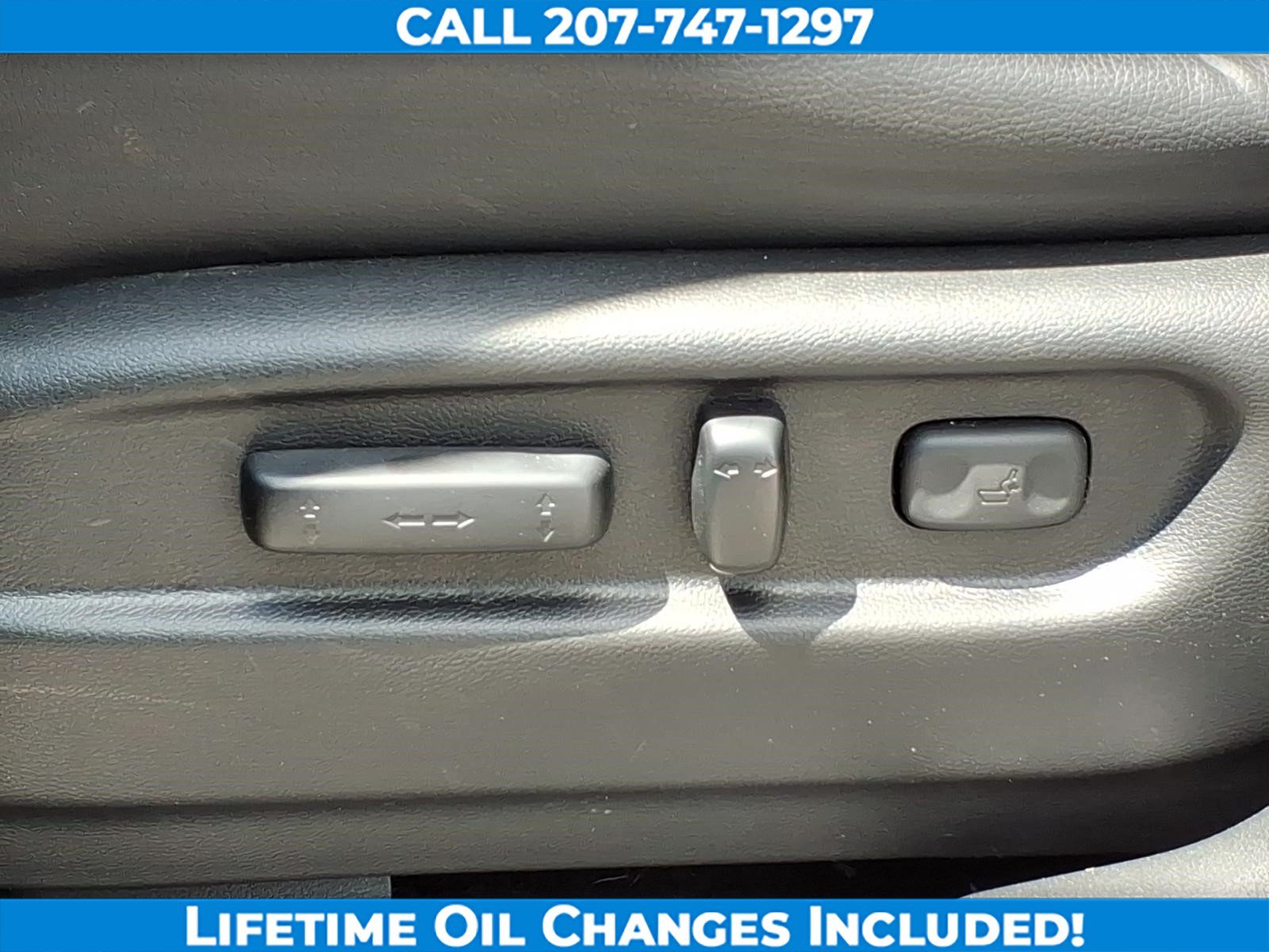 Used 2025 Honda Ridgeline Black Edition image 13