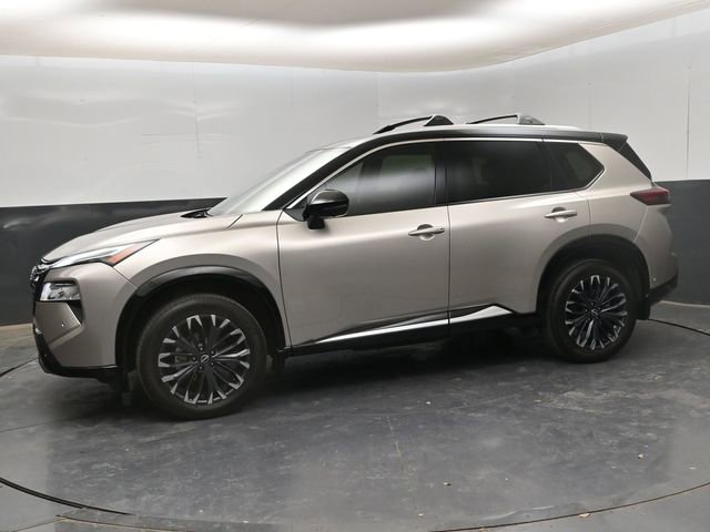 Certified 2025 Nissan Rogue Platinum image 4