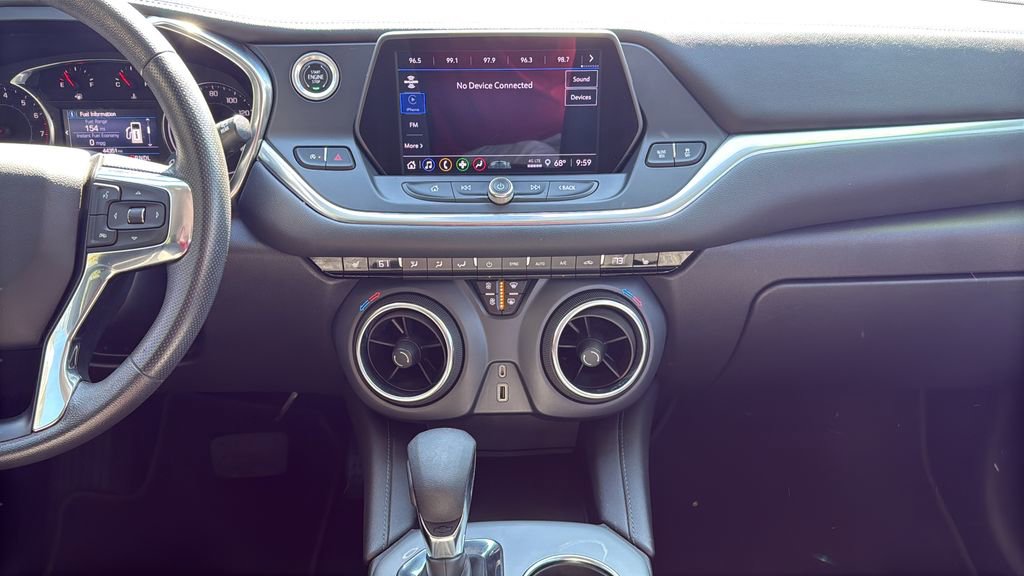 Used 2022 Chevrolet Blazer LT FWD image 18
