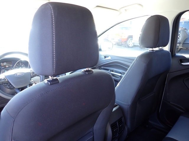 Used 2017 Ford Escape SE image 17