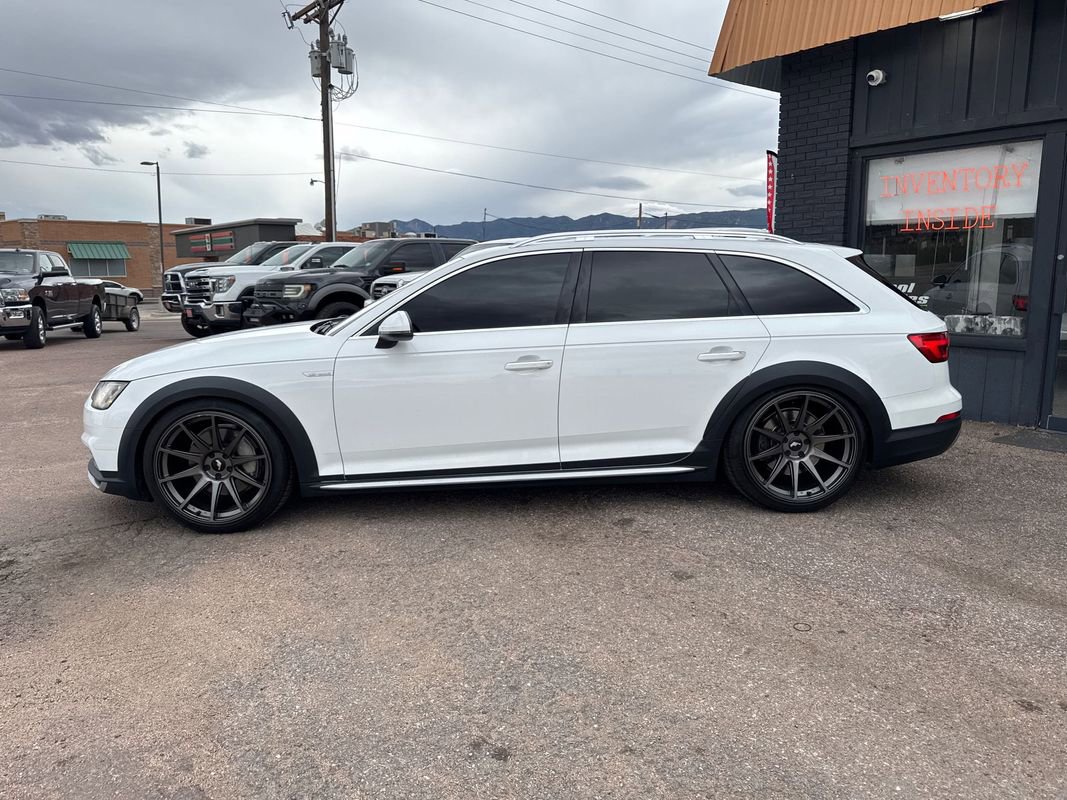 Used 2017 Audi A4 2.0T allroad Premium w/ Convenience Package image 3