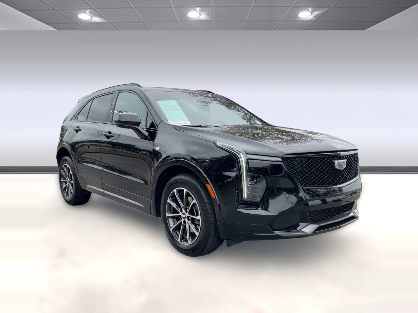 Used 2024 Cadillac XT4 Sport w/ Cold Weather Package image 7