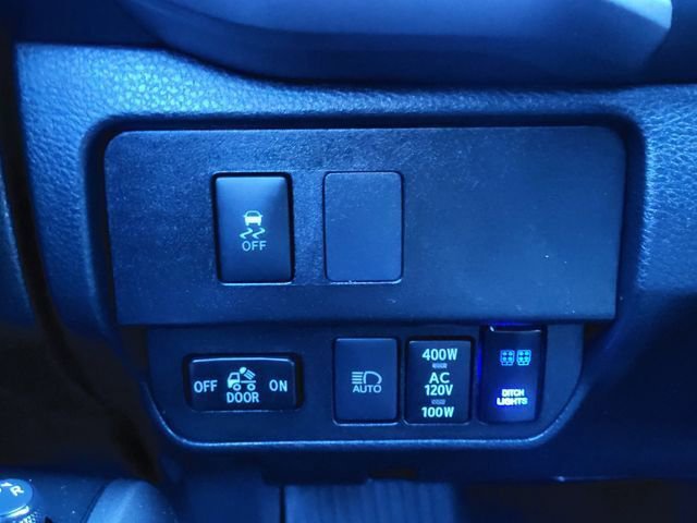 Used 2021 Toyota Tacoma TRD Off-Road w/ Technology Package image 21