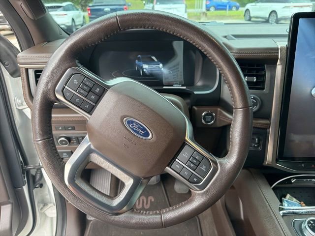 Used 2023 Ford Expedition Max King Ranch AWD/4WD image 11