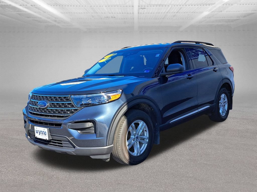 Used 2023 Ford Explorer XLT AWD/4WD video 4