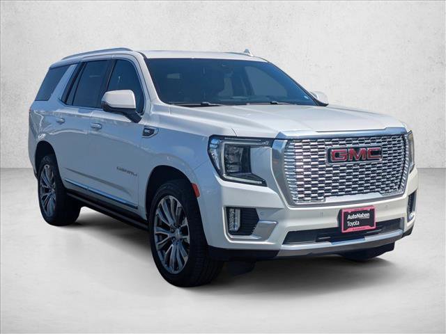 Used 2021 GMC Yukon Denali w/ Denali Premium Package image 3