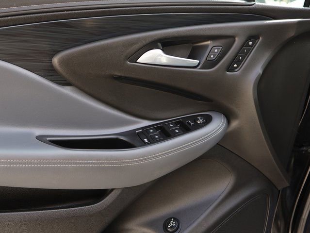 Used 2019 Buick Envision Essence image 23