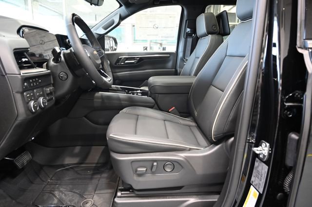 New 2026 Chevrolet Suburban Premier AWD/4WD image 9