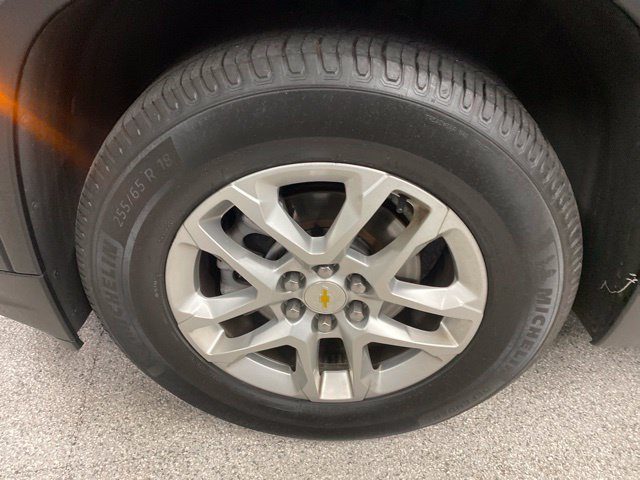 Used 2023 Chevrolet Traverse LS AWD/4WD image 9