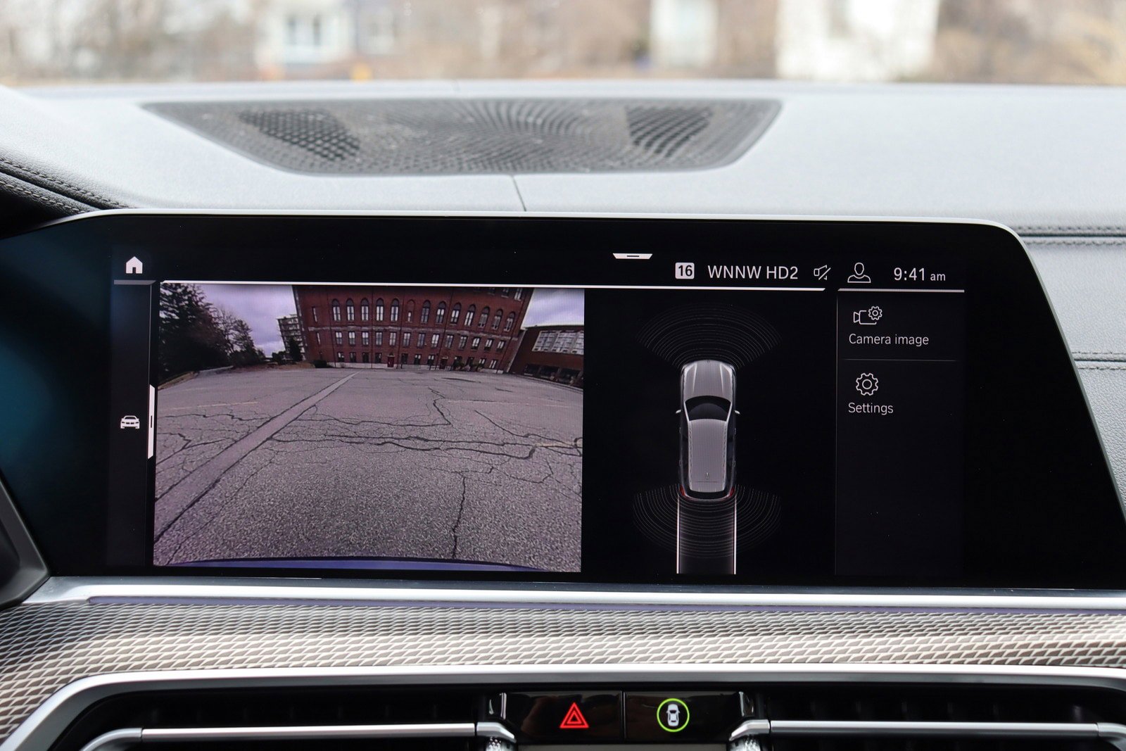 Used 2020 BMW X5 M50i w/ Premium Package image 34
