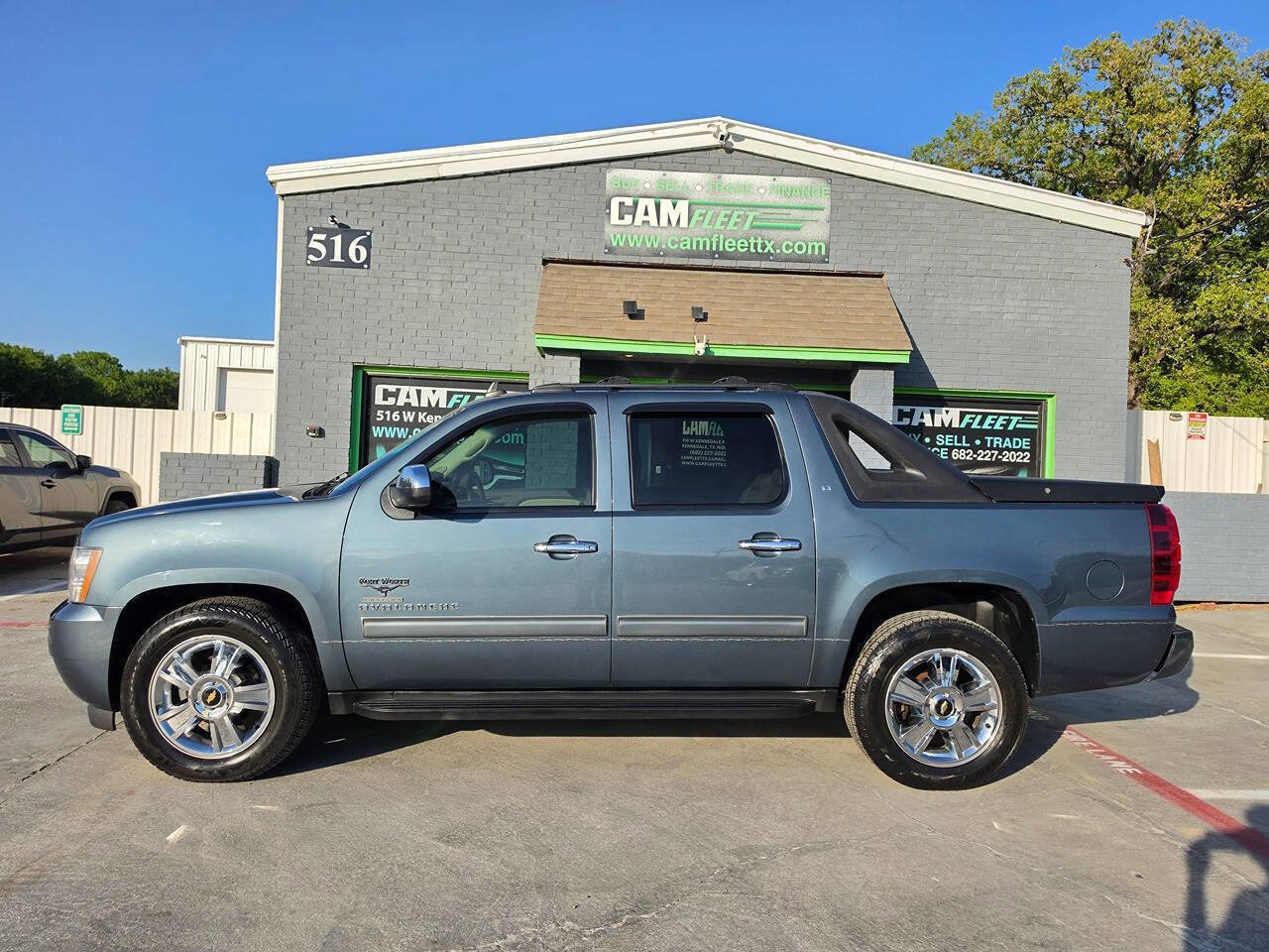 Used 2012 Chevrolet Avalanche LT w/ Texas Edition image 20