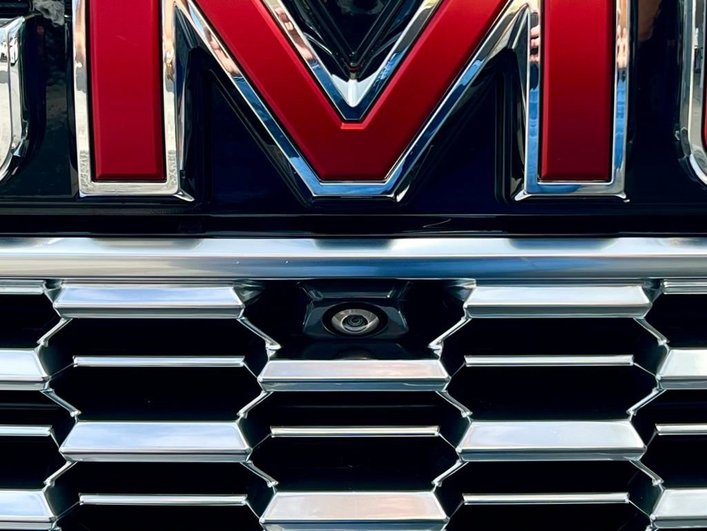 Used 2021 GMC Yukon Denali w/ Denali Ultimate Package image 7