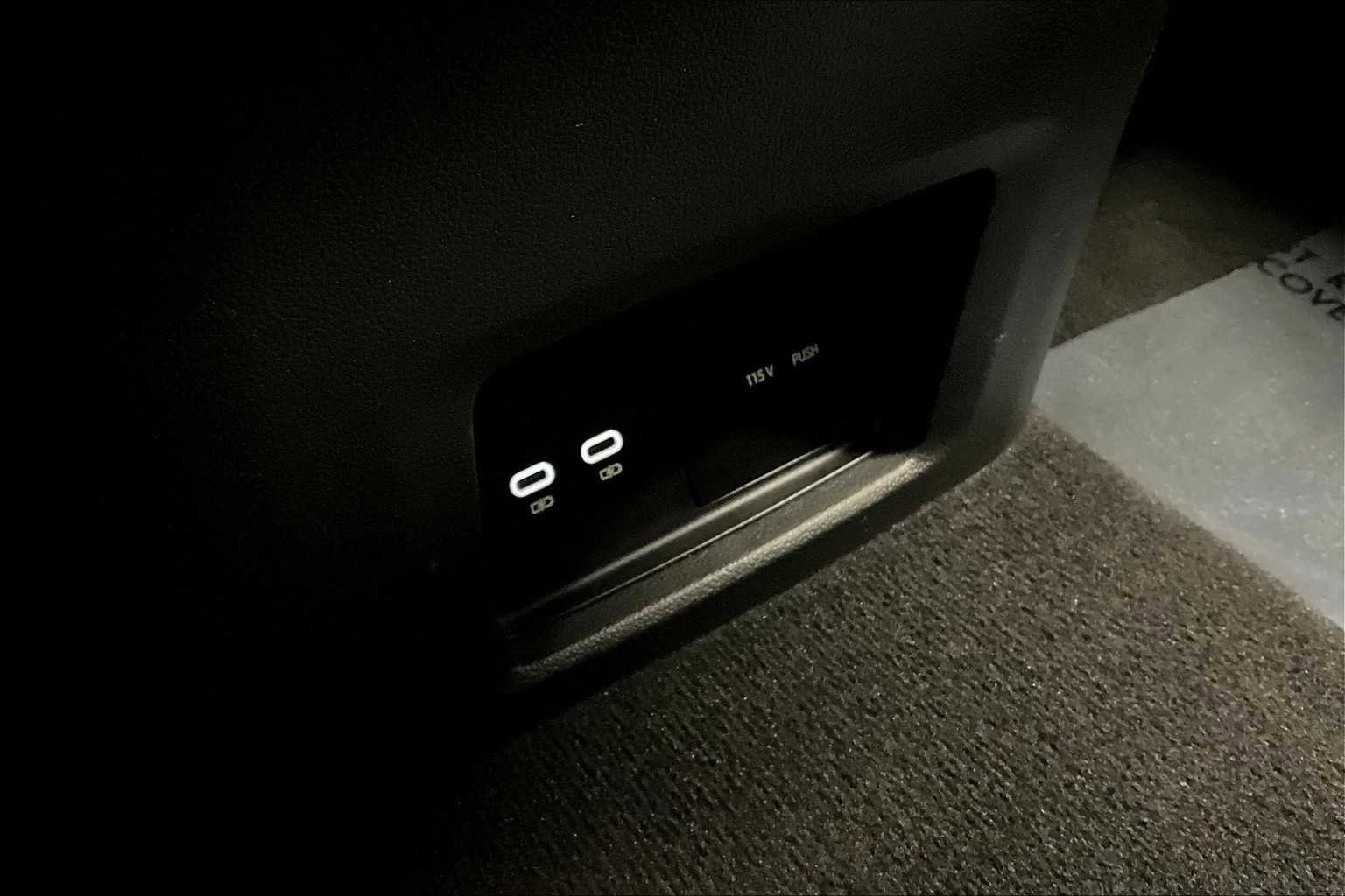 Used 2024 Volkswagen Atlas Cross Sport SE image 35