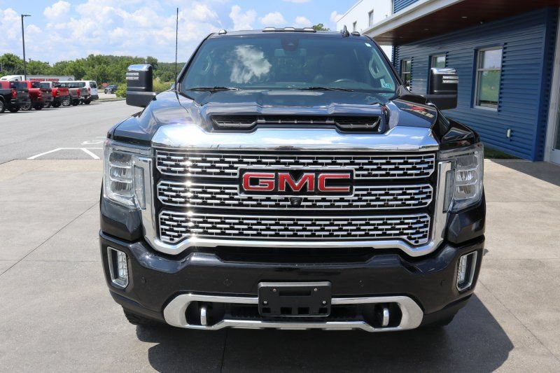 Used 2022 GMC Sierra 2500 Denali AWD/4WD image 4