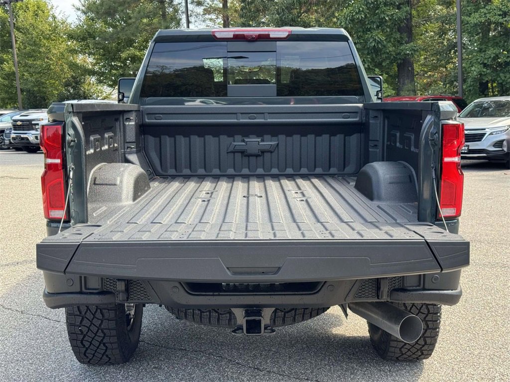 New 2026 Chevrolet Silverado 2500 ZR2 w/ ZR2 Bison Edition image 15