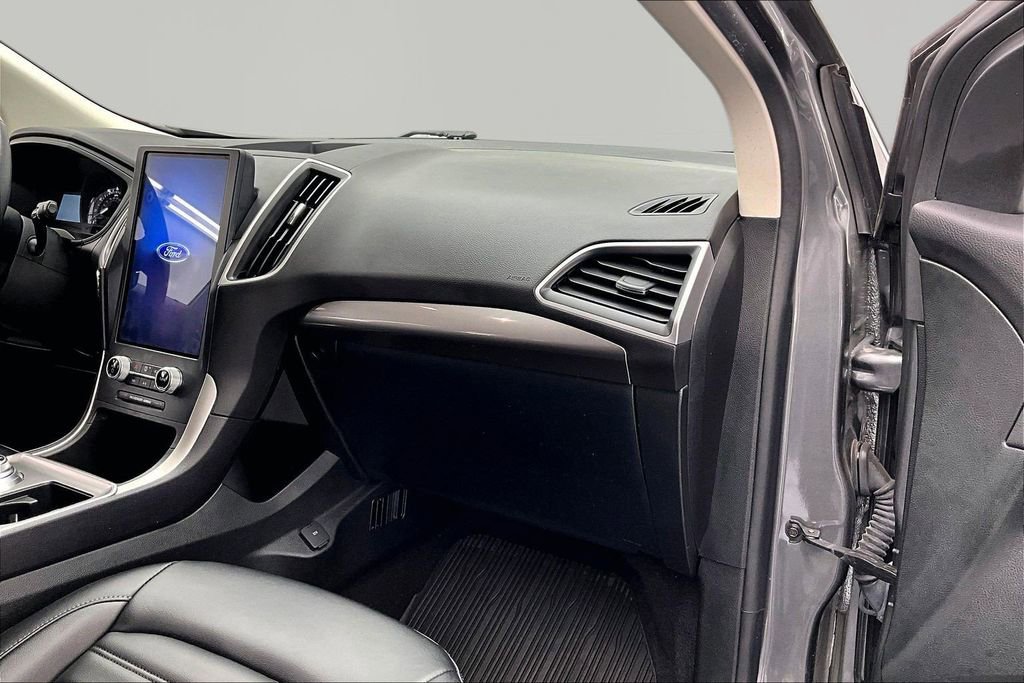 Certified 2023 Ford Edge SEL w/ Convenience Package AWD/4WD image 17