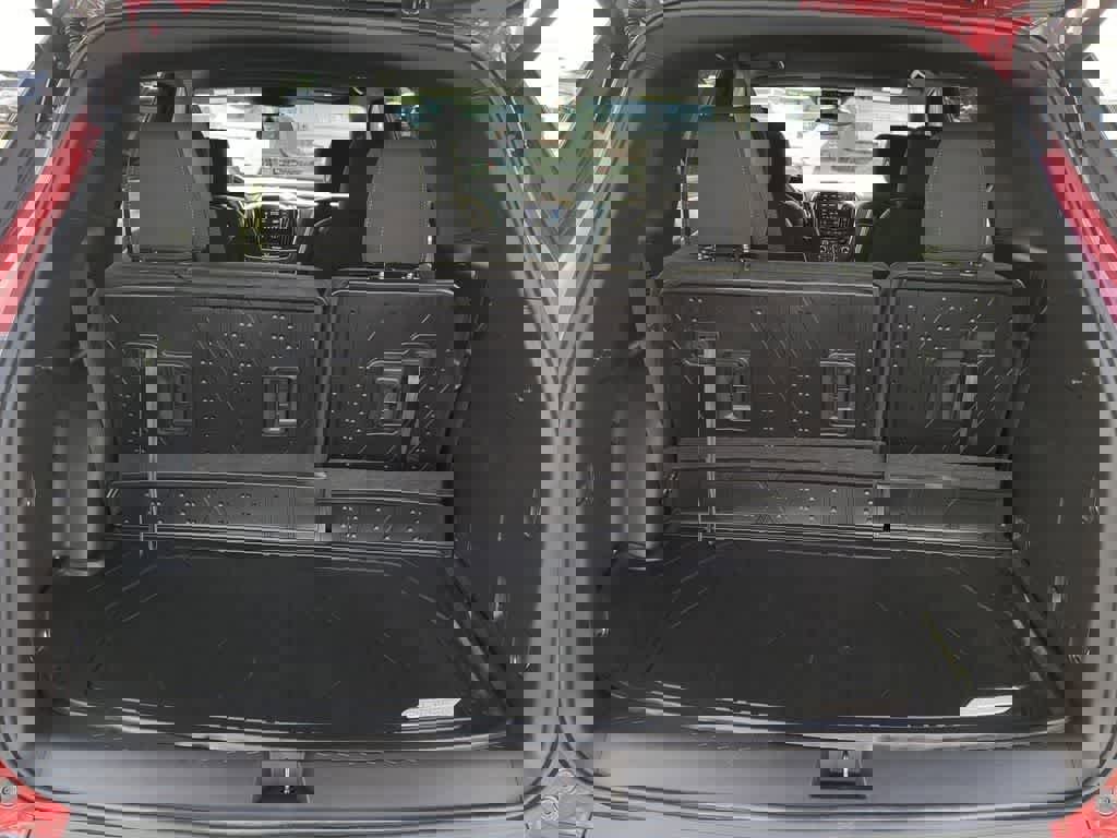 Used 2024 Chevrolet Traverse LT image 33