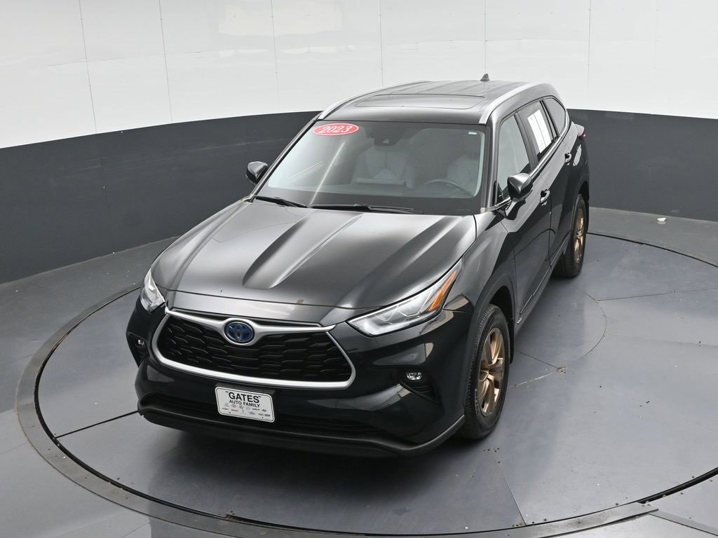 Used 2023 Toyota Highlander Bronze Edition image 44
