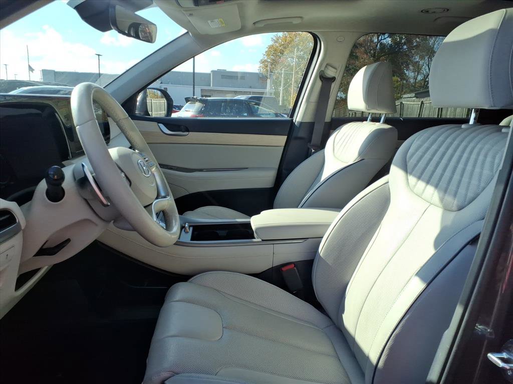 Used 2024 Hyundai Palisade Limited image 25