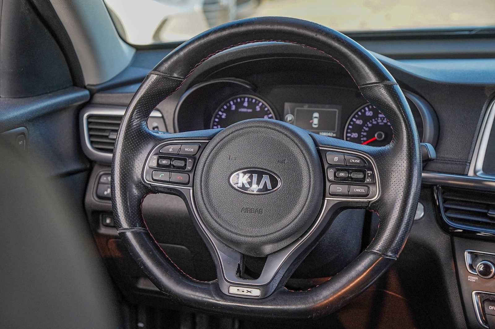 Used 2018 Kia Optima SX image 28