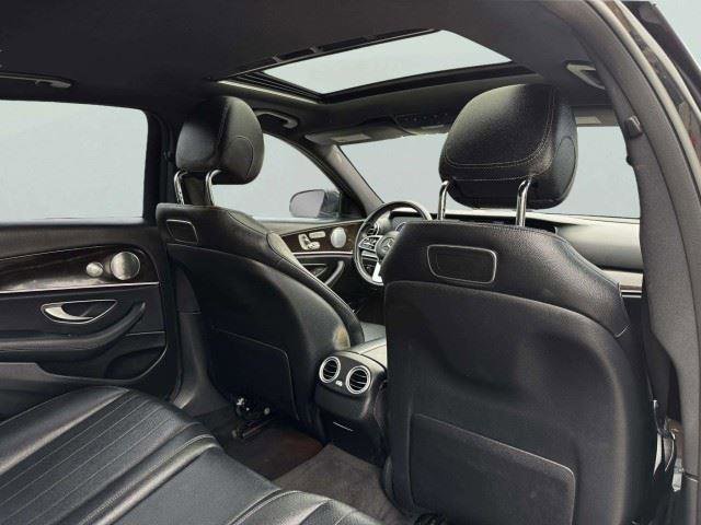 Used 2019 Mercedes-Benz E 300 w/ Premium 1 Package image 44