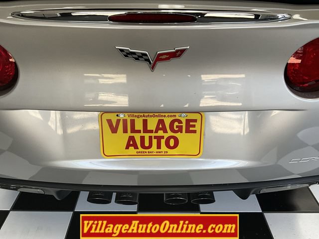 Used 2007 Chevrolet Corvette Coupe w/ Preferred Equipment Group RWD image 24
