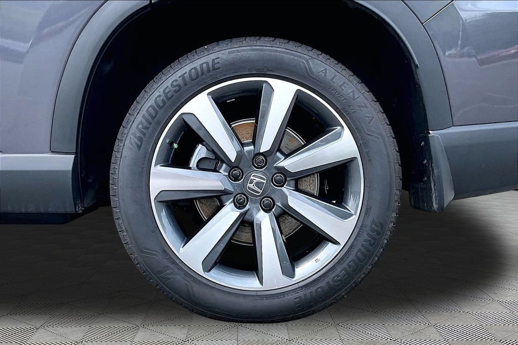 Used 2025 Honda Pilot Elite image 25